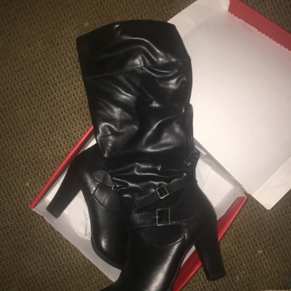 Leather boots